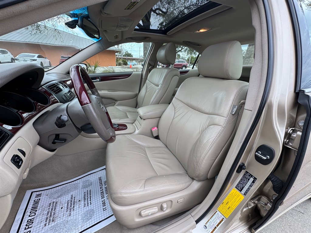 2004 Lexus ES 330 photo