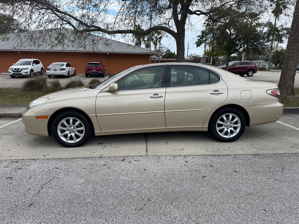 2004 Lexus ES 330 photo