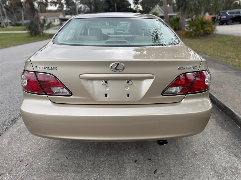 2004 Lexus ES 330 photo
