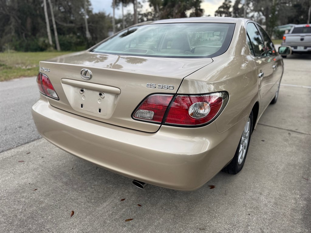 2004 Lexus ES 330 photo