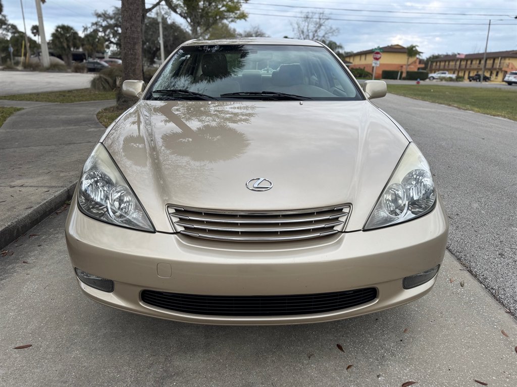 2004 Lexus ES 330 photo