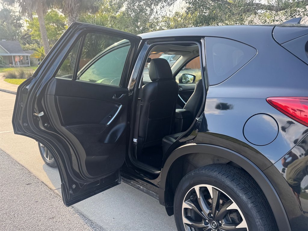 2016 Mazda CX-5 Grand Touring photo