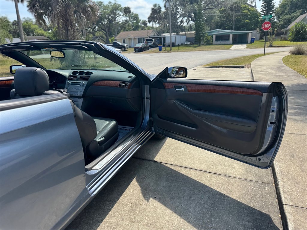 2007 Toyota Camry Solara SE V6 photo