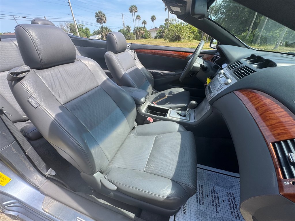 2007 Toyota Camry Solara SE V6 photo