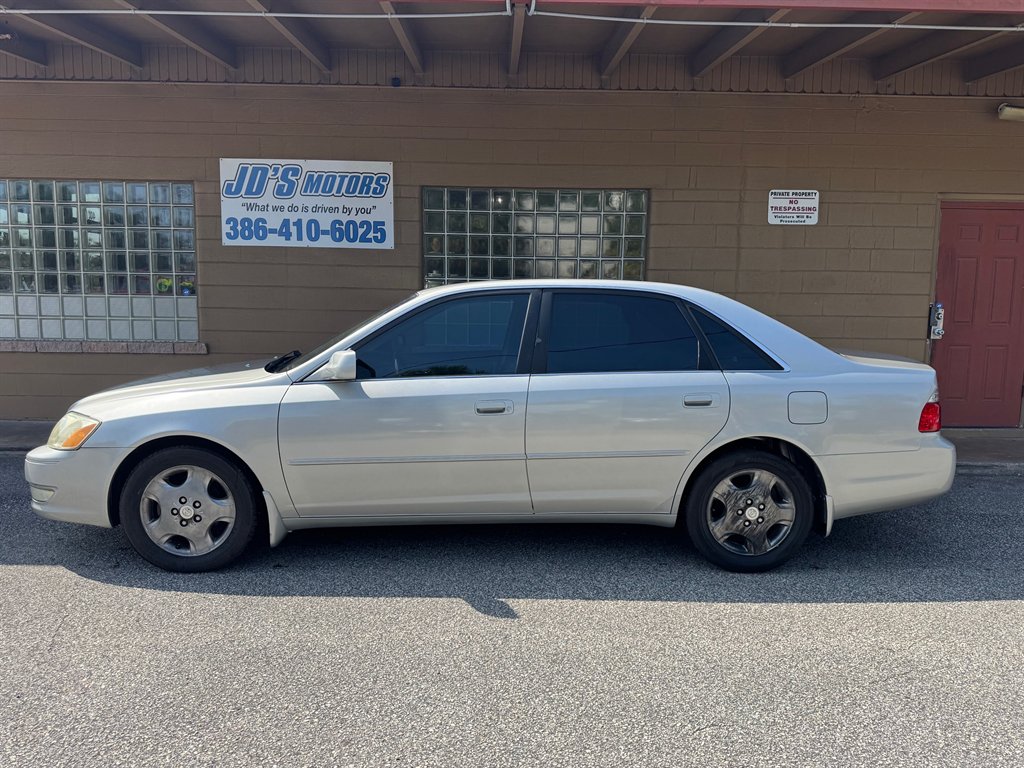 2003 Toyota Avalon XL photo