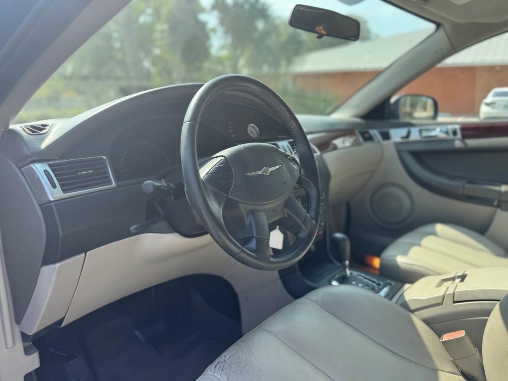 2006 Chrysler Pacifica Touring photo