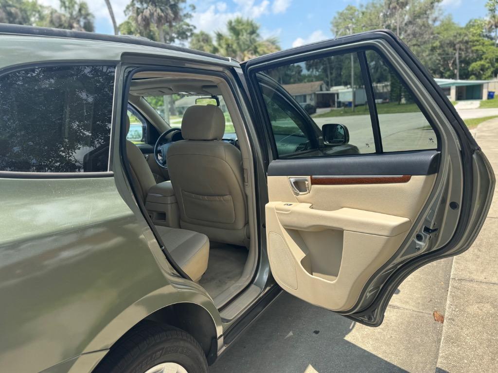 2007 Hyundai Santa Fe SE photo