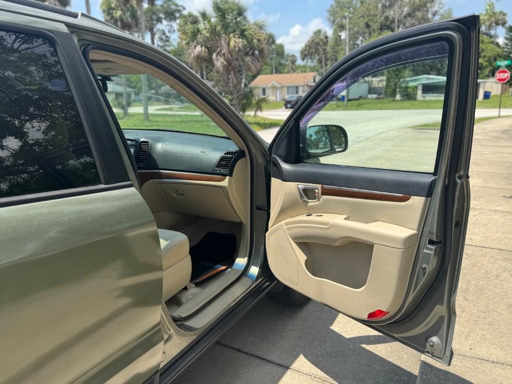 2007 Hyundai Santa Fe SE photo