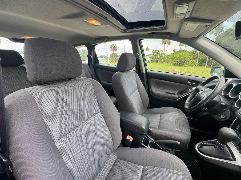 2005 Toyota Matrix photo