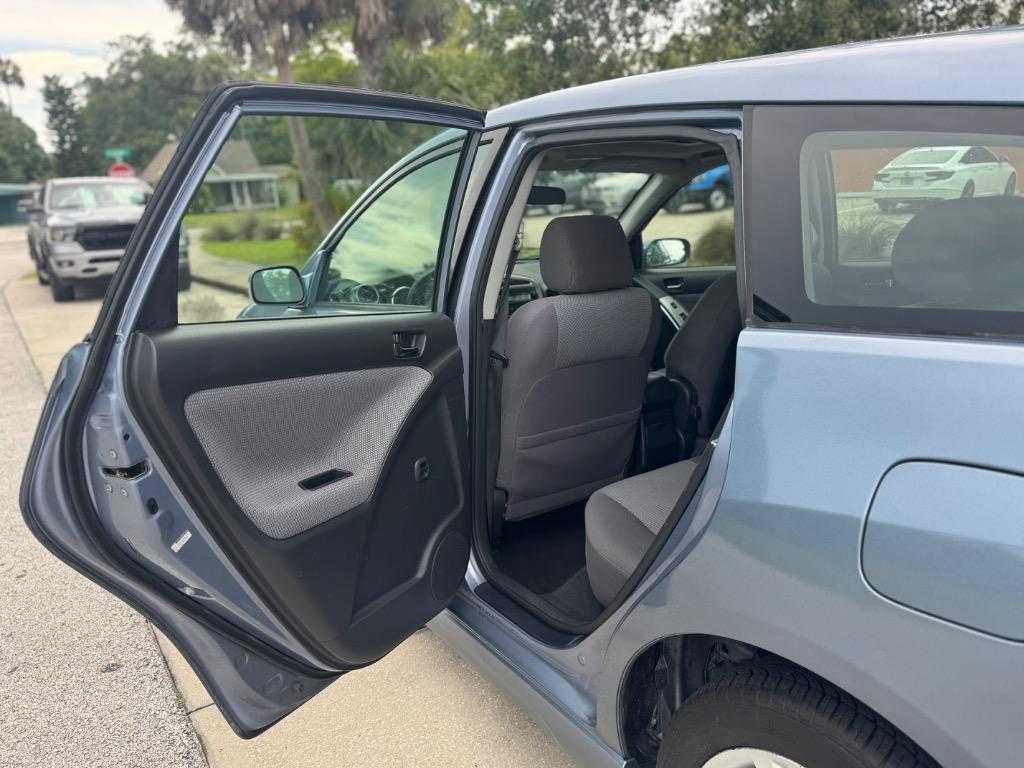 2005 Toyota Matrix photo