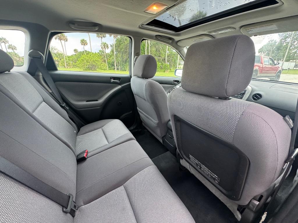 2005 Toyota Matrix photo