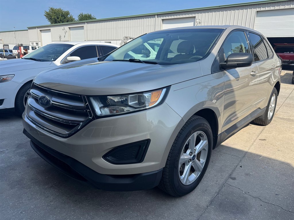 2017 Ford Edge SE photo