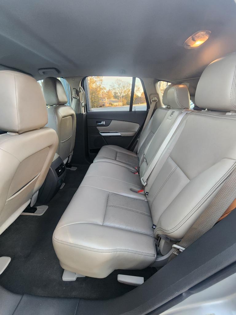 2013 Ford Edge - $11,995