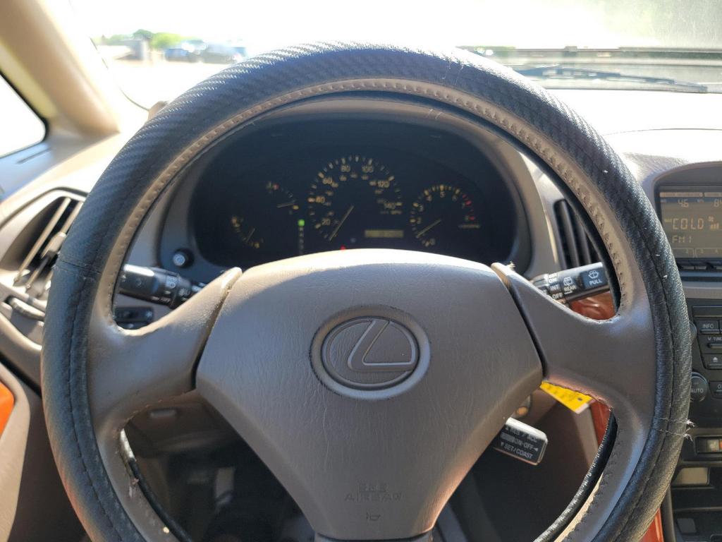 2000 Lexus RX 300 photo