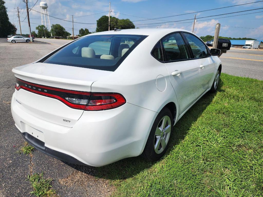2016 Dodge Dart SXT photo