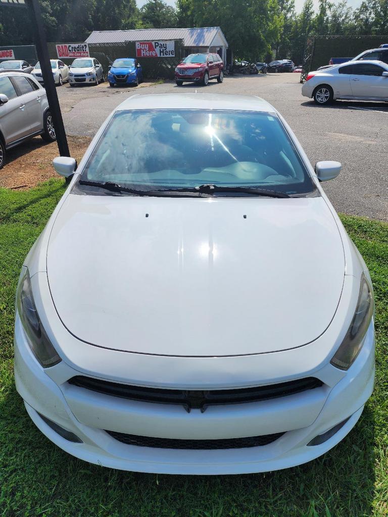 2016 Dodge Dart SXT photo