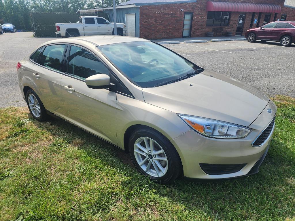 2018 Ford Focus - $10,995