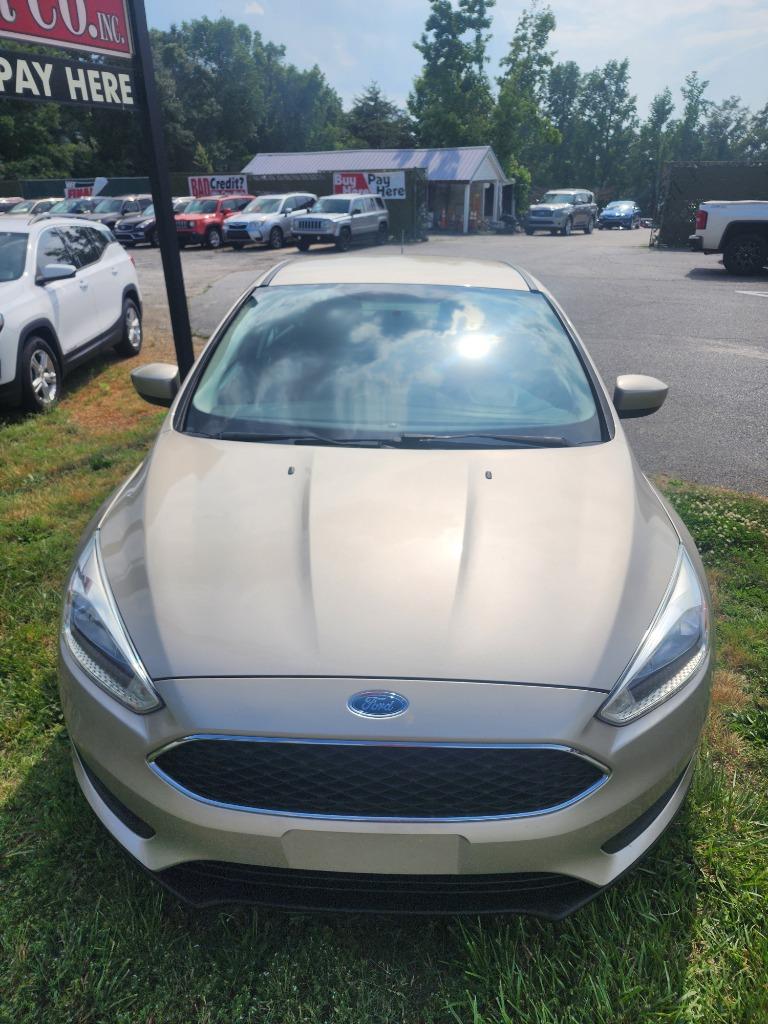 2018 Ford Focus - $10,995