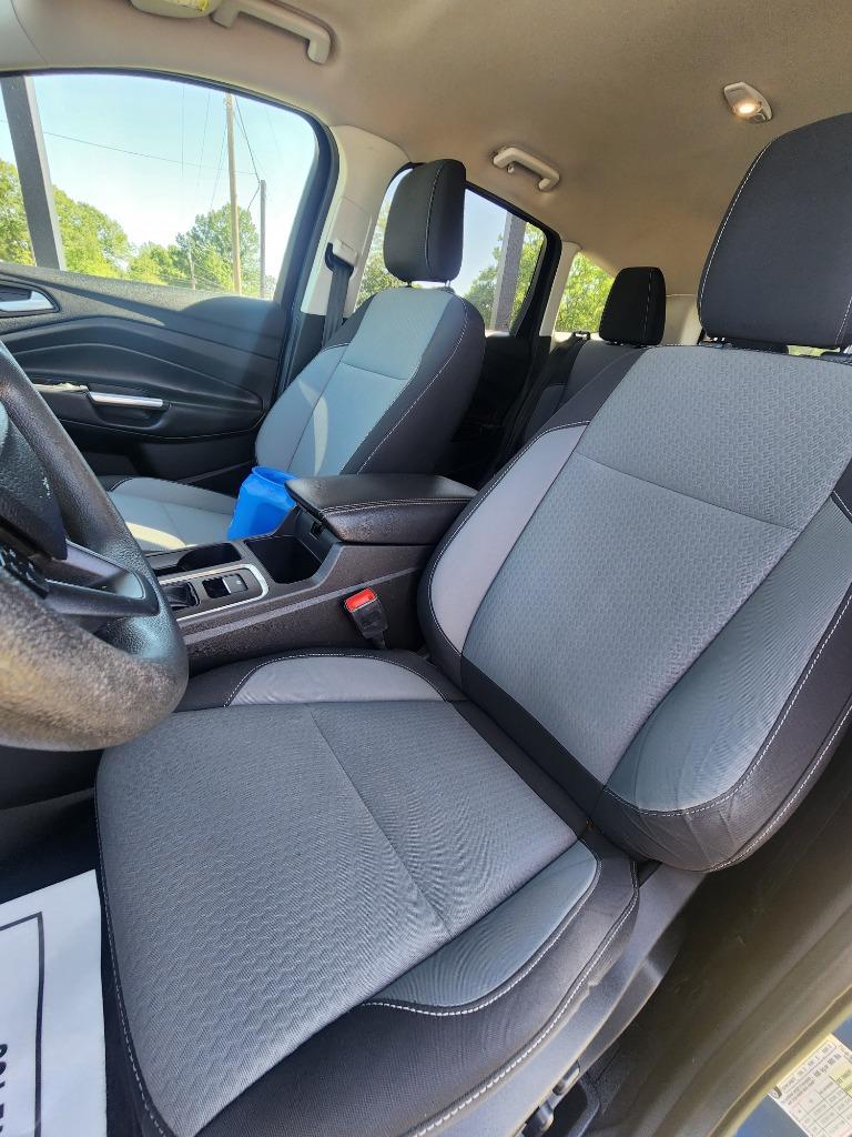 2018 Ford Escape SE photo