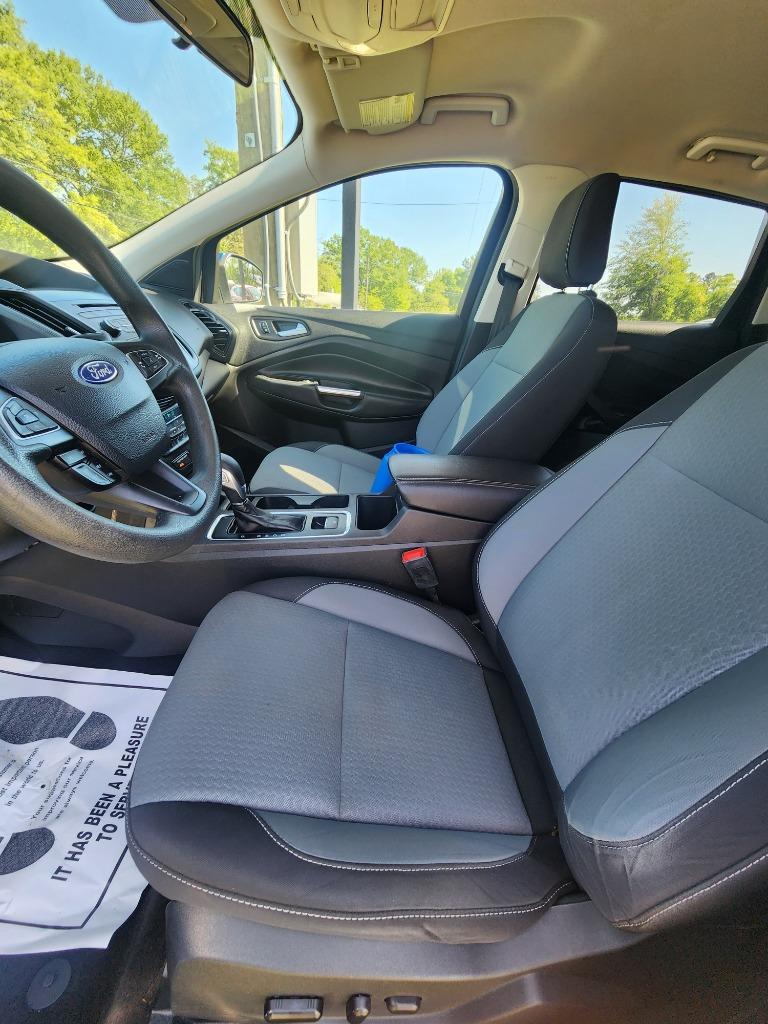 2018 Ford Escape SE photo