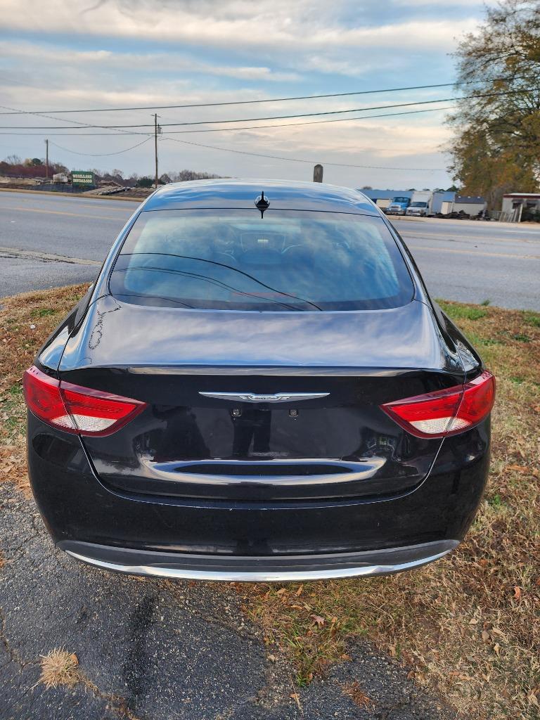 2017 Chrysler 200 - $11,495