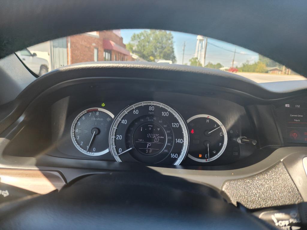 2017 Honda Accord - $17,495