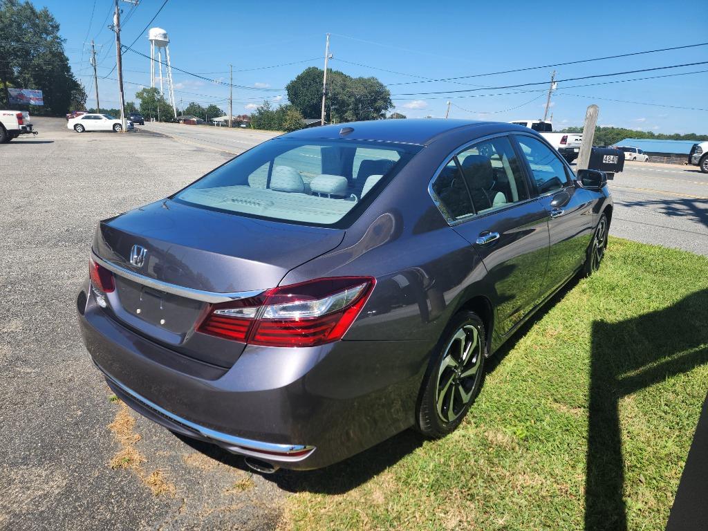 2017 Honda Accord - $17,495