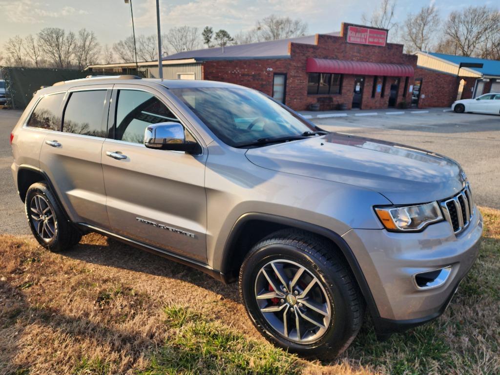 2018 Jeep Grand Cherokee Limited photo