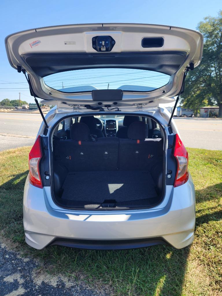 2015 Nissan Versa - $9,995