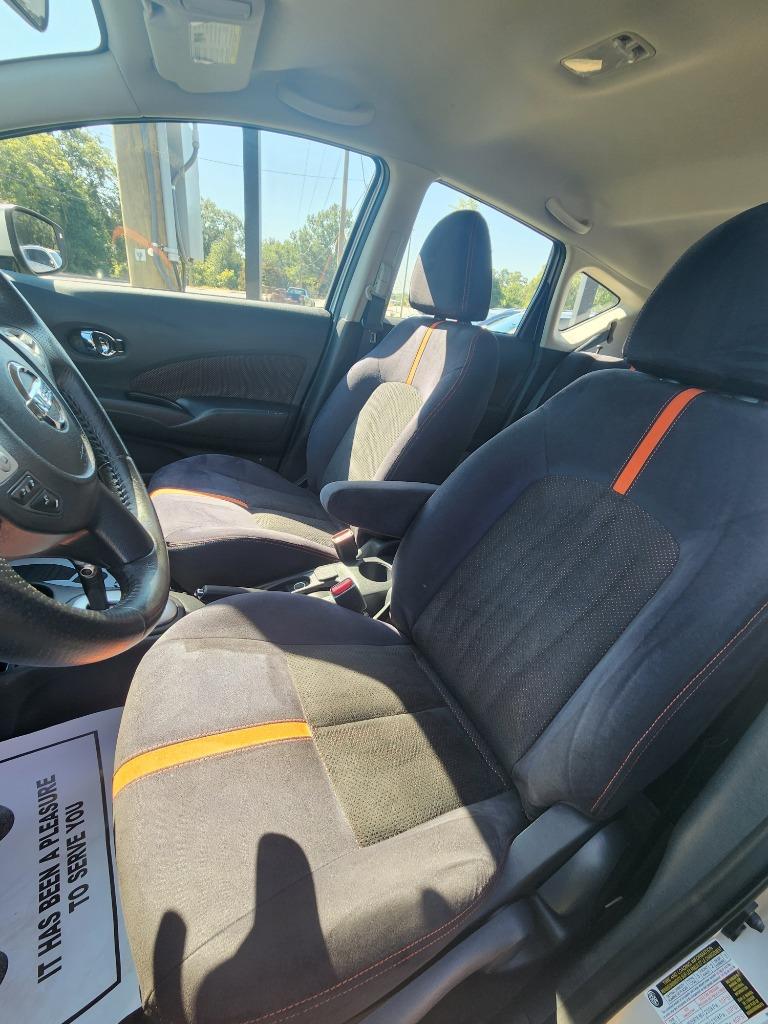 2015 Nissan Versa - $9,995