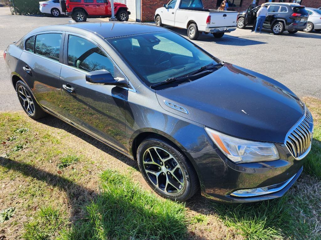 2016 Buick LaCrosse - $15,995