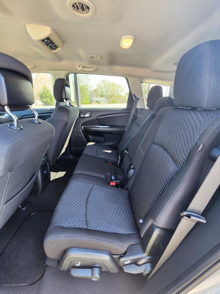 2015 Dodge Journey SE photo