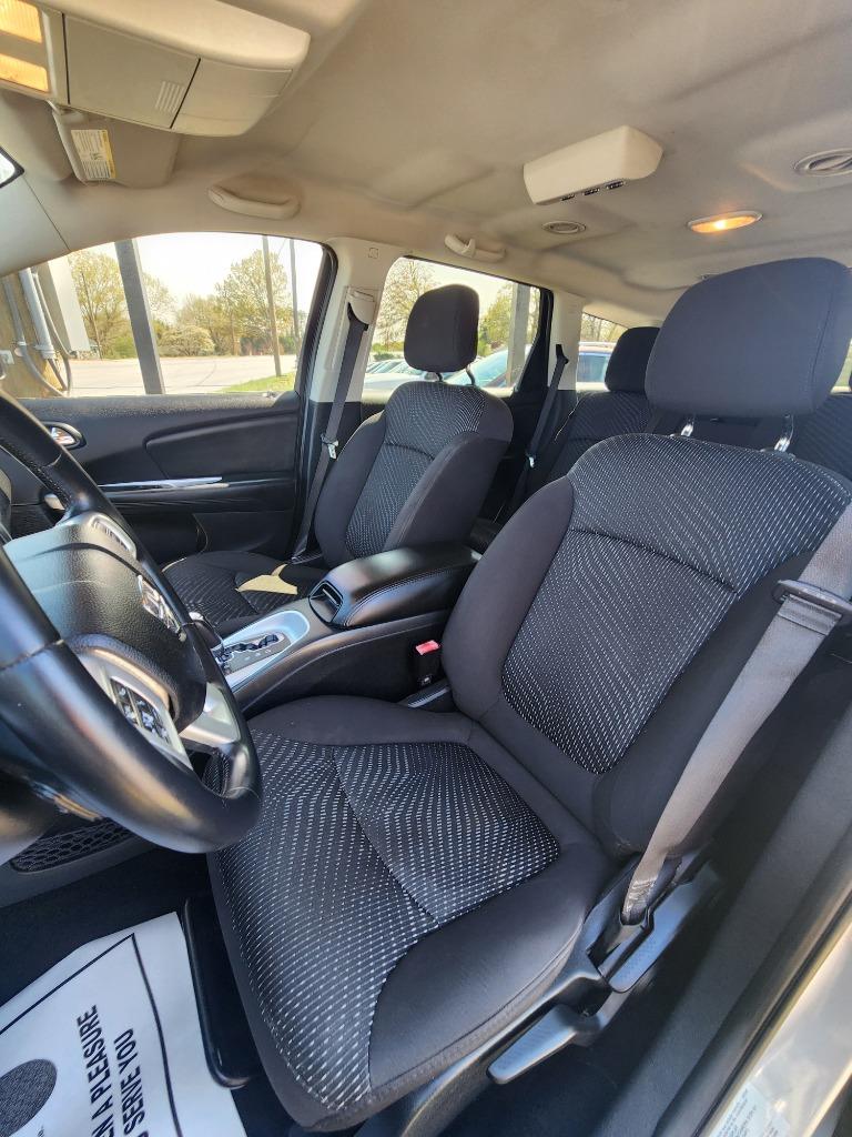 2015 Dodge Journey SE photo