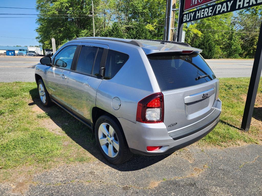 2016 Jeep Compass Sport photo