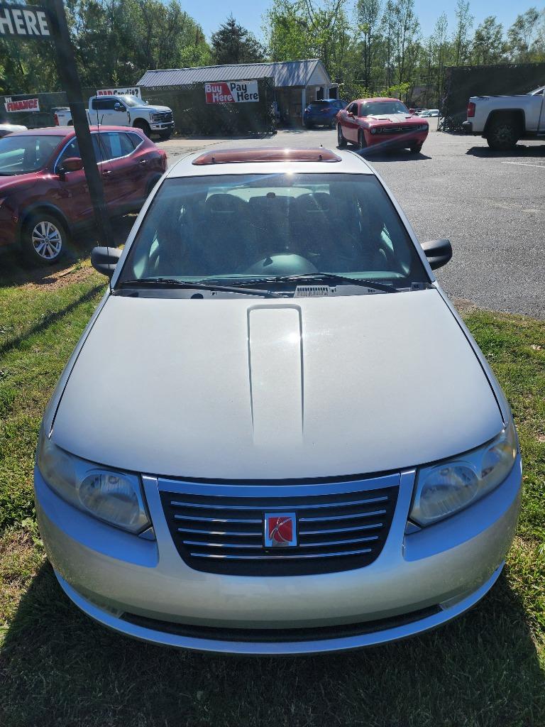 2005 Saturn Ion 3 photo
