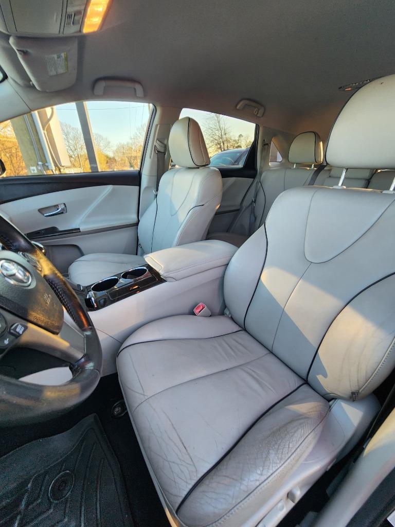 2013 Toyota Venza - $12,995