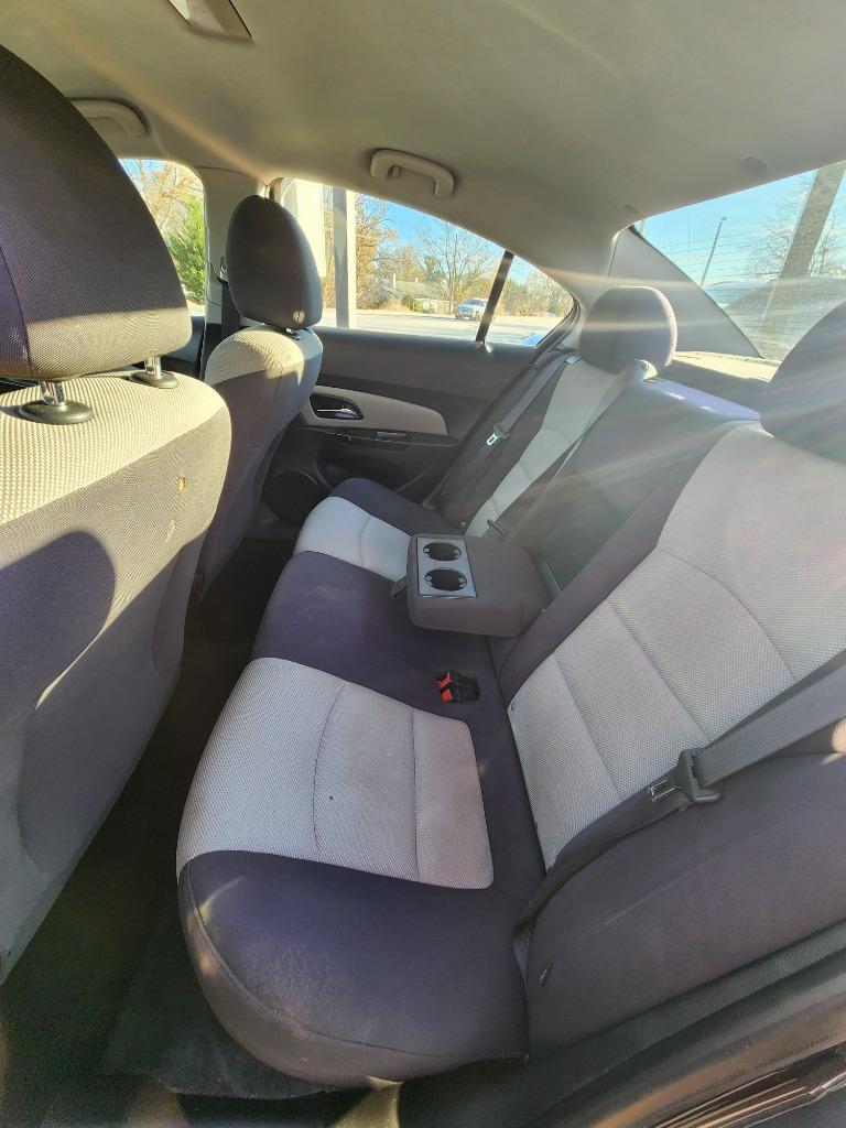 2014 Chevrolet Cruze - $8,995