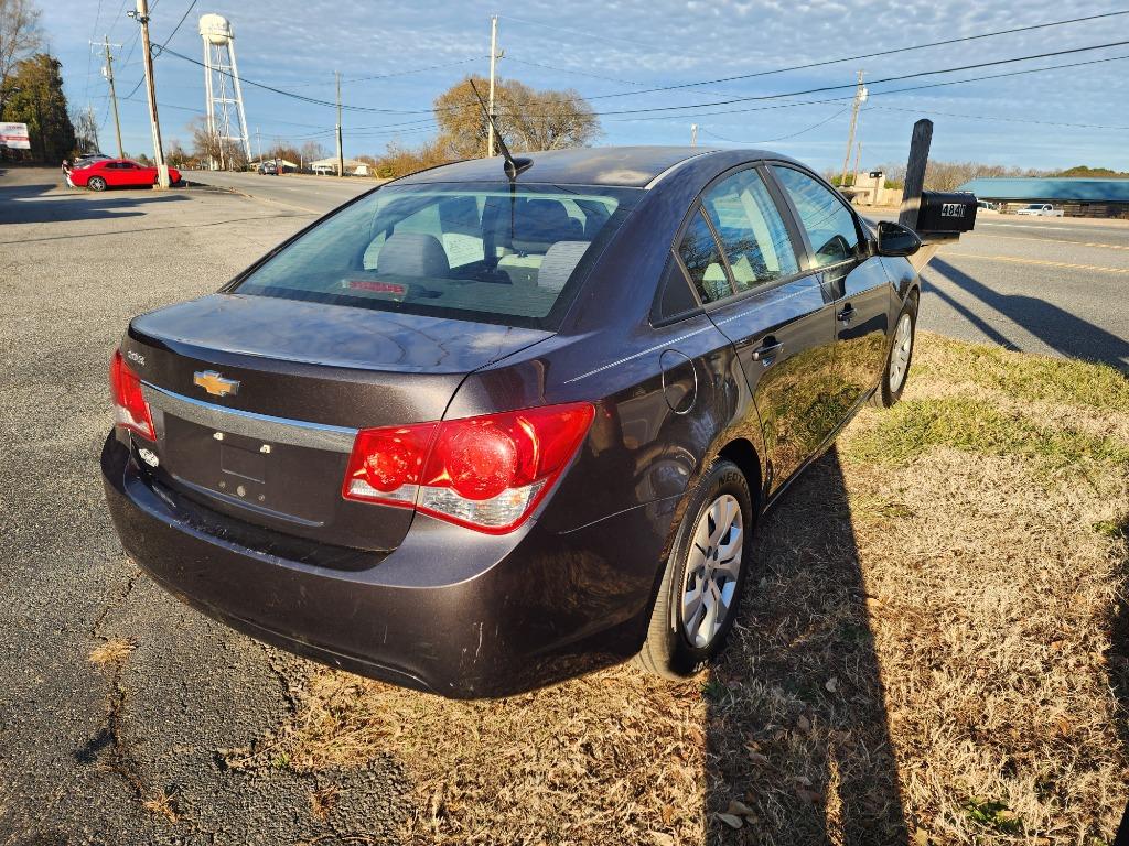 2014 Chevrolet Cruze - $8,995