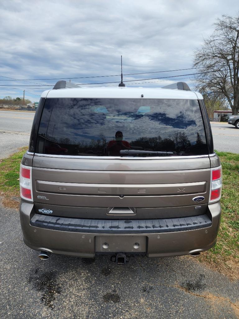 2014 Ford Flex - $9,995