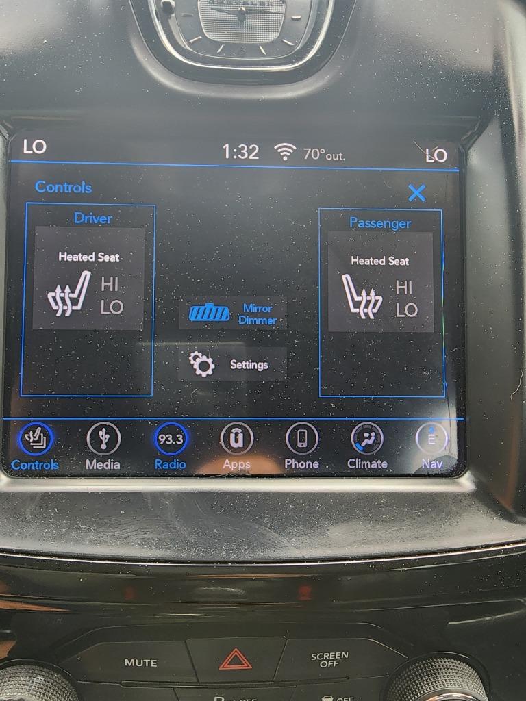2018 Chrysler 300 - $18,995