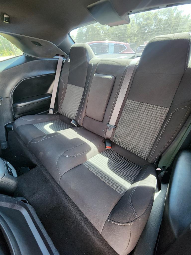 2019 Dodge Challenger SXT photo