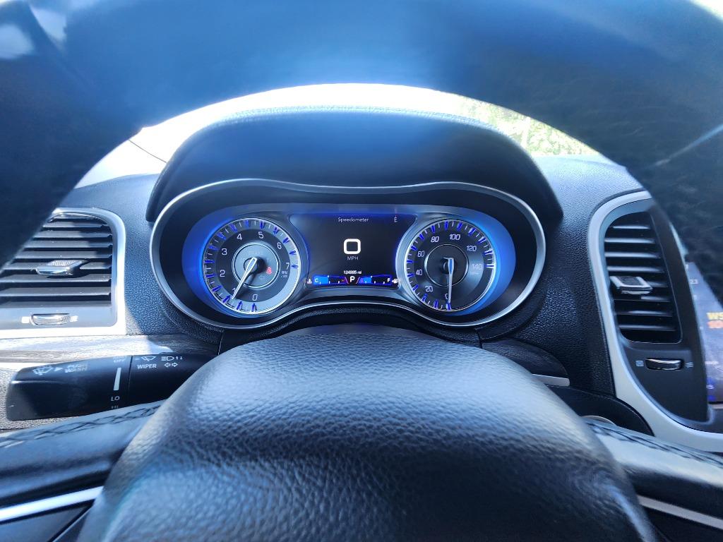2019 Chrysler 300 - $14,995