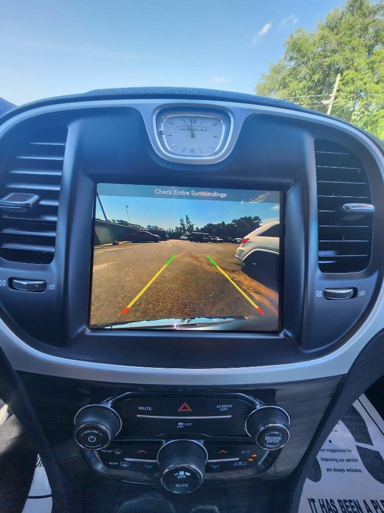 2019 Chrysler 300 - $14,995