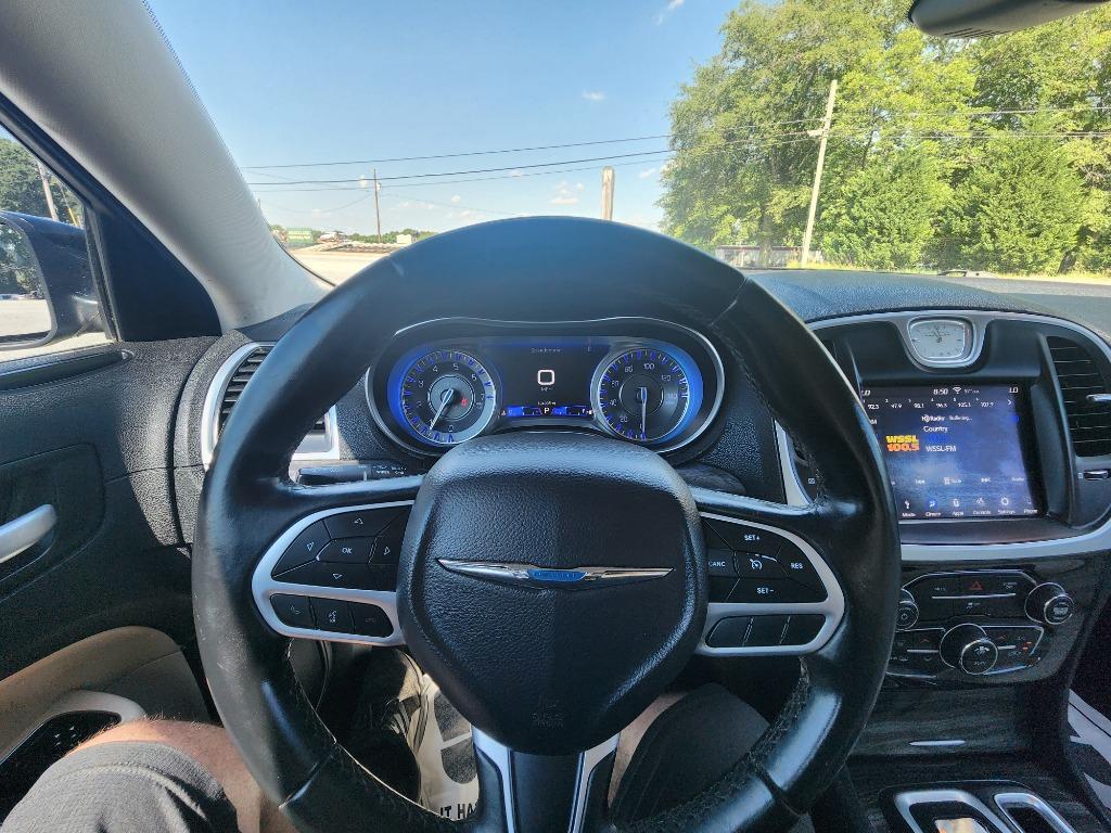 2019 Chrysler 300 - $14,995