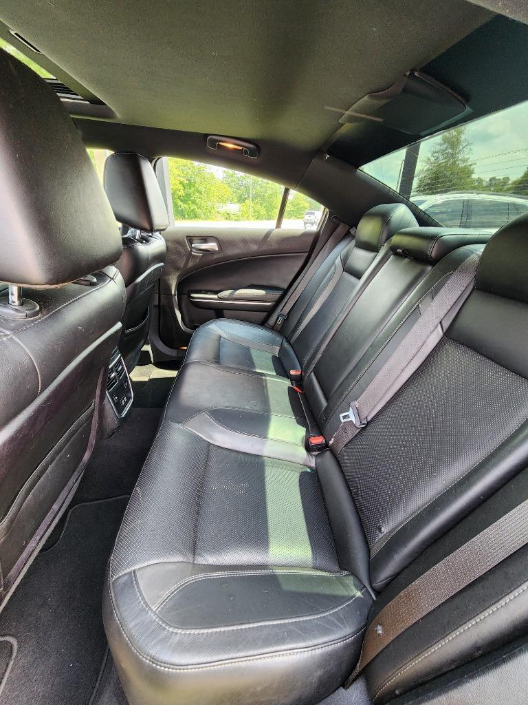 2019 Dodge Charger - $19,495
