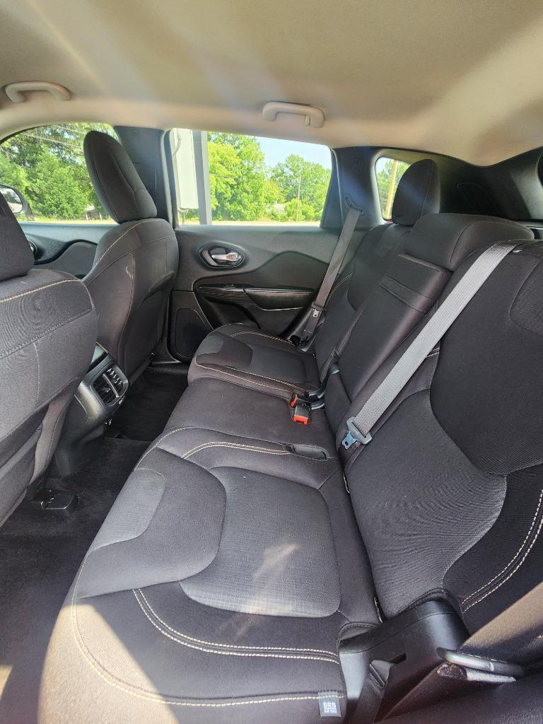 2016 Jeep Cherokee - $12,495