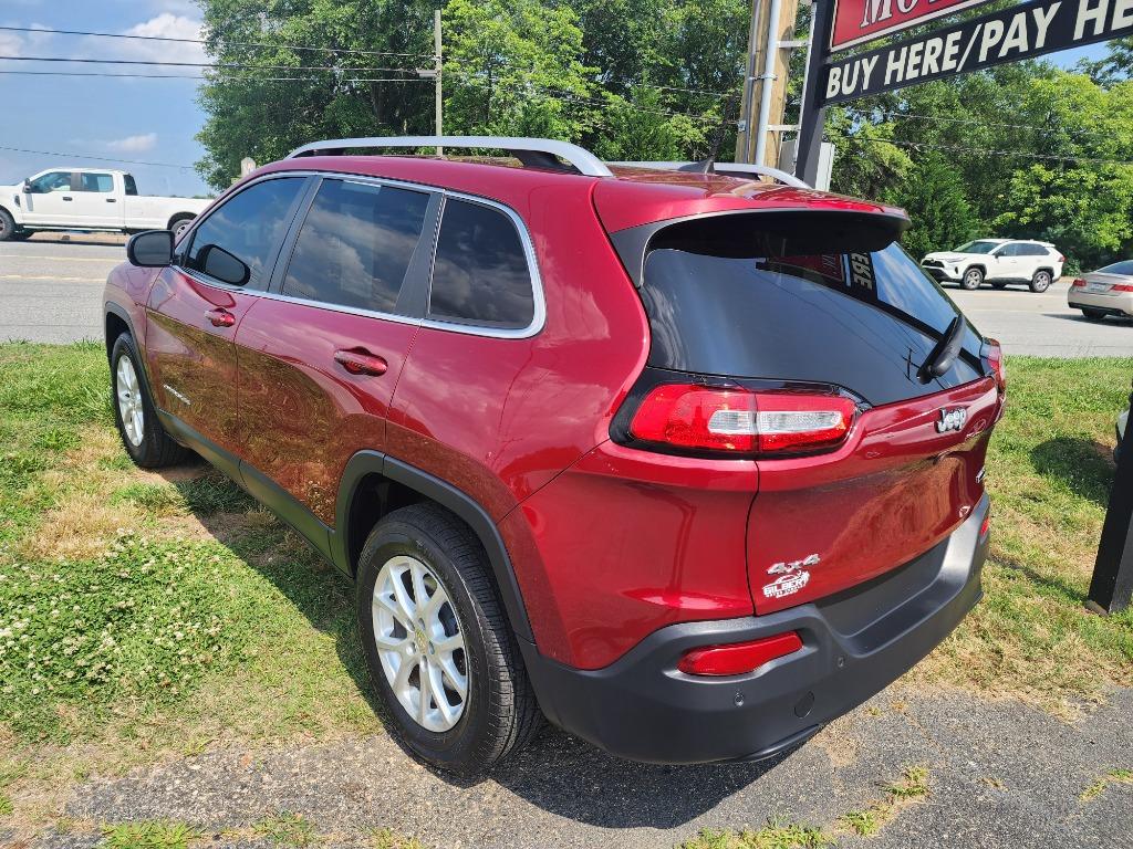 2016 Jeep Cherokee - $12,495