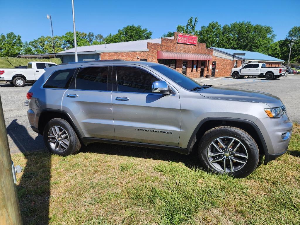 2017 Jeep Cherokee - $16,995