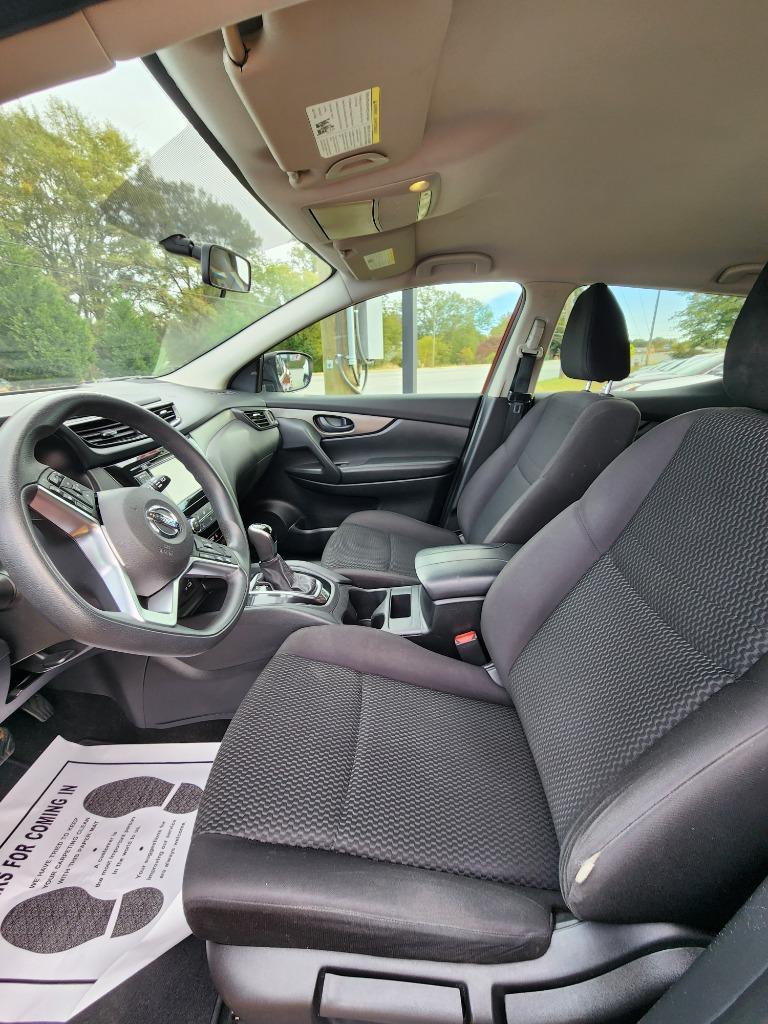2019 Nissan Rogue - $11,495