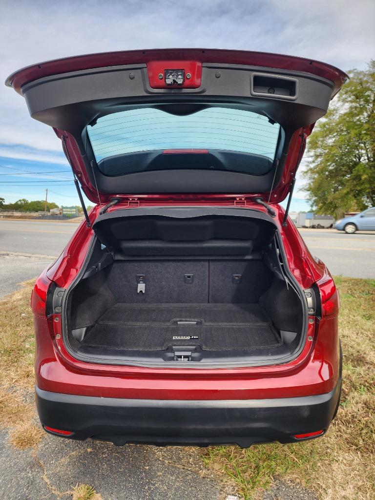 2019 Nissan Rogue - $11,495